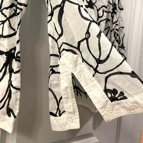 INC long sleeve bell tunic or coverup- M - Picture 2 of 6